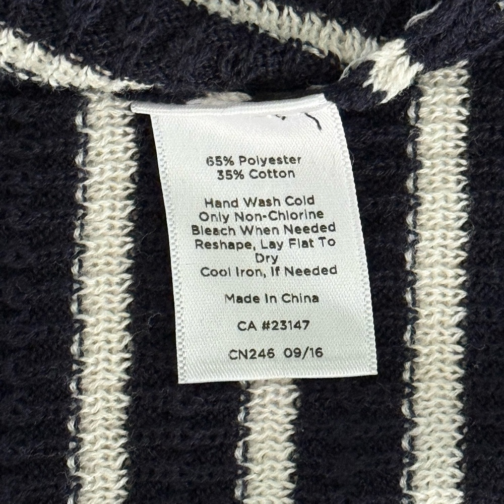Talbots Poncho - Picture 3 of 3
